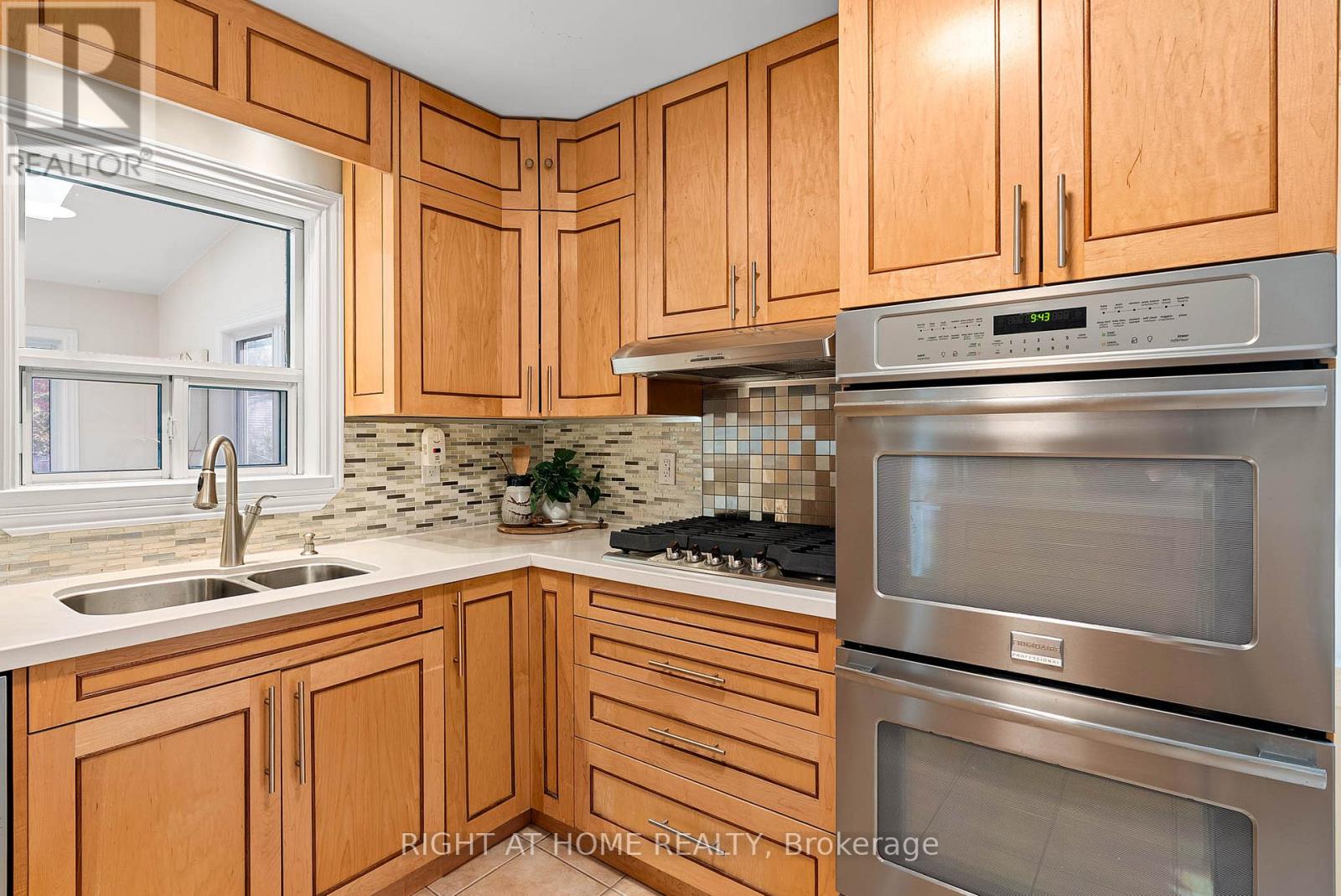 61 Central Street, Toronto, Ontario  M8V 2R6 - Photo 22 - W13001644