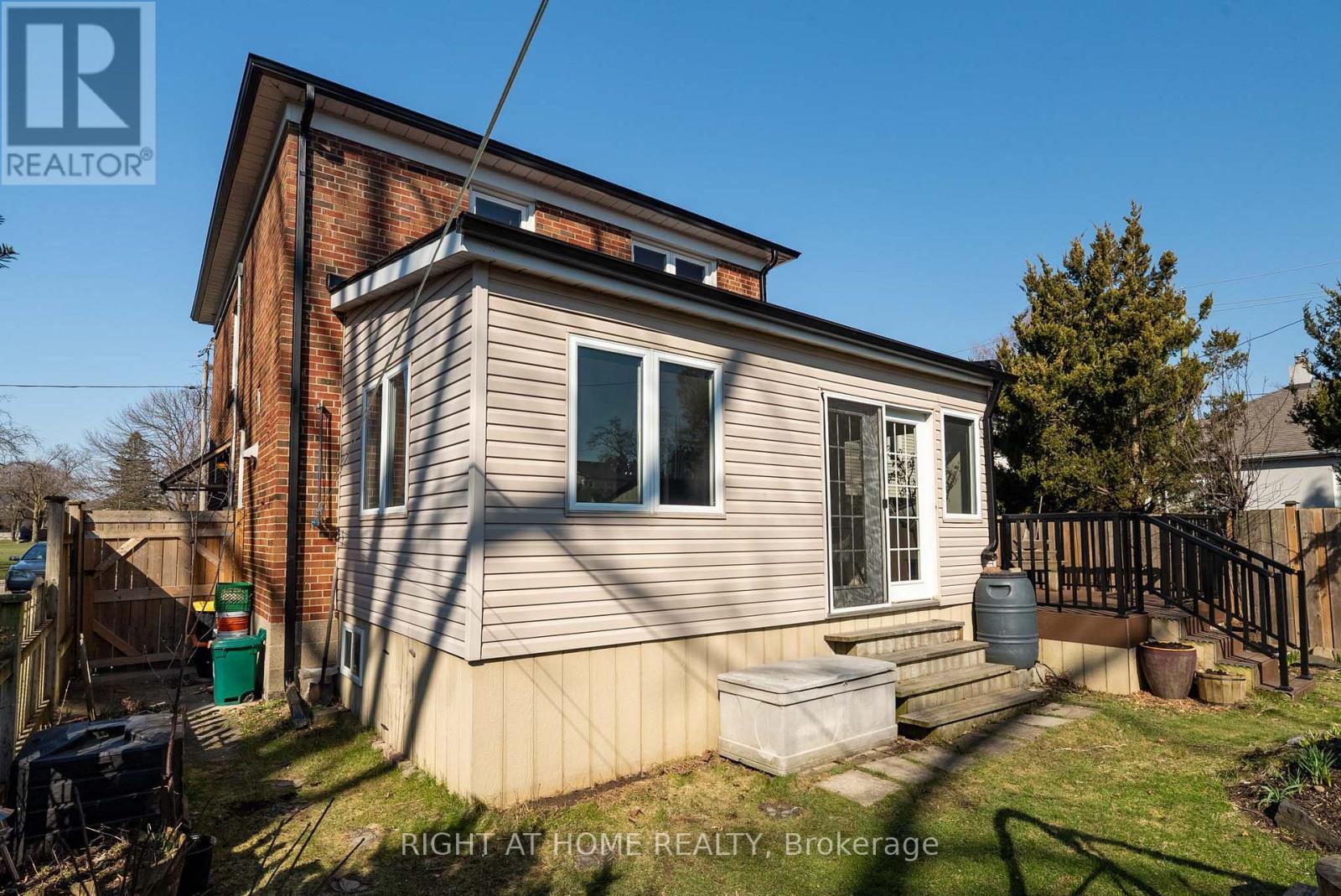 61 Central Street, Toronto, Ontario  M8V 2R6 - Photo 45 - W13001644