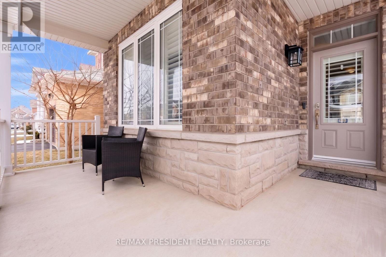 306 Pringle Avenue, Milton, Ontario  L9T 7N2 - Photo 5 - W13001746