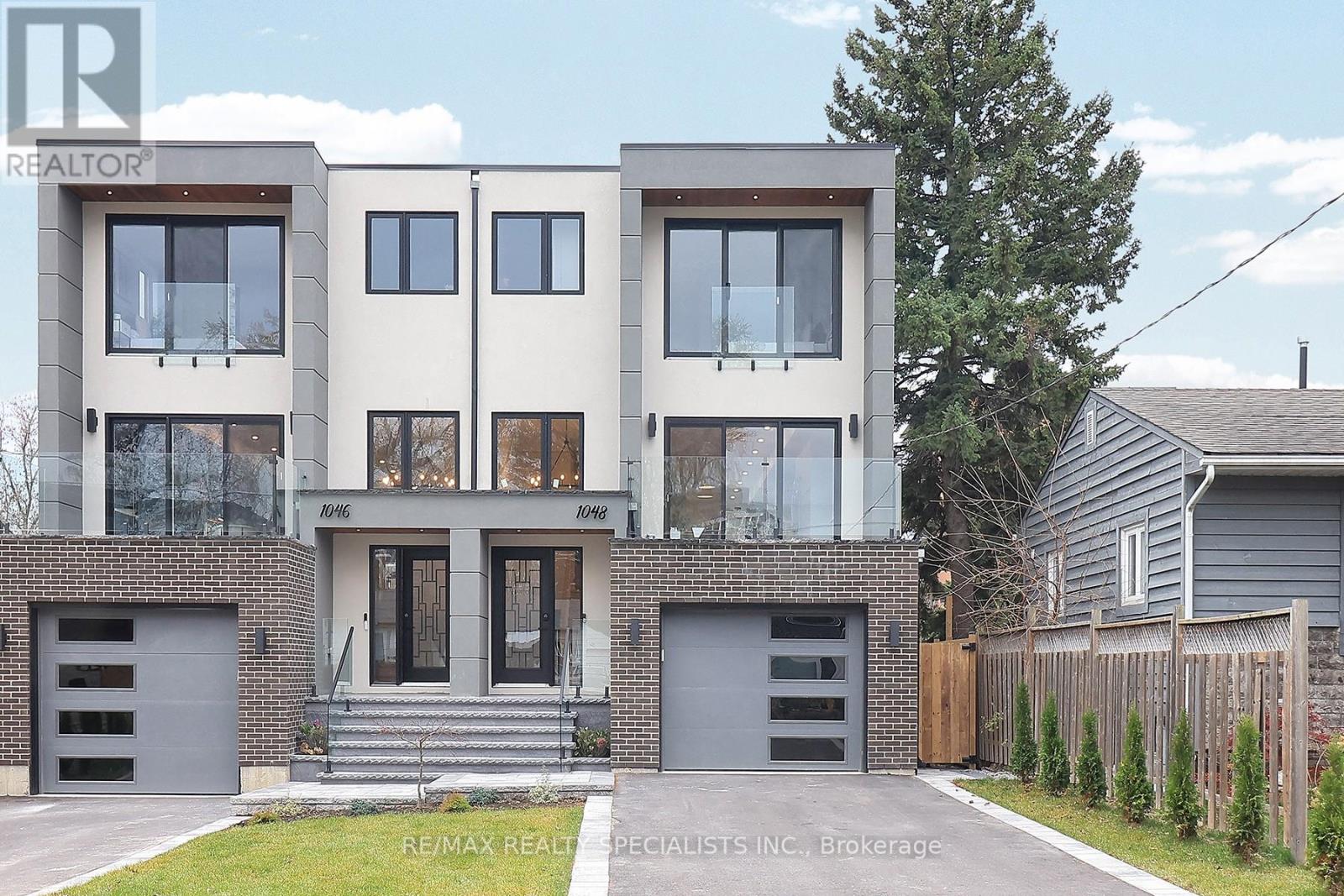 1048 Roosevelt Road, Mississauga, Ontario  L5G 3Y8 - Photo 1 - W13001760