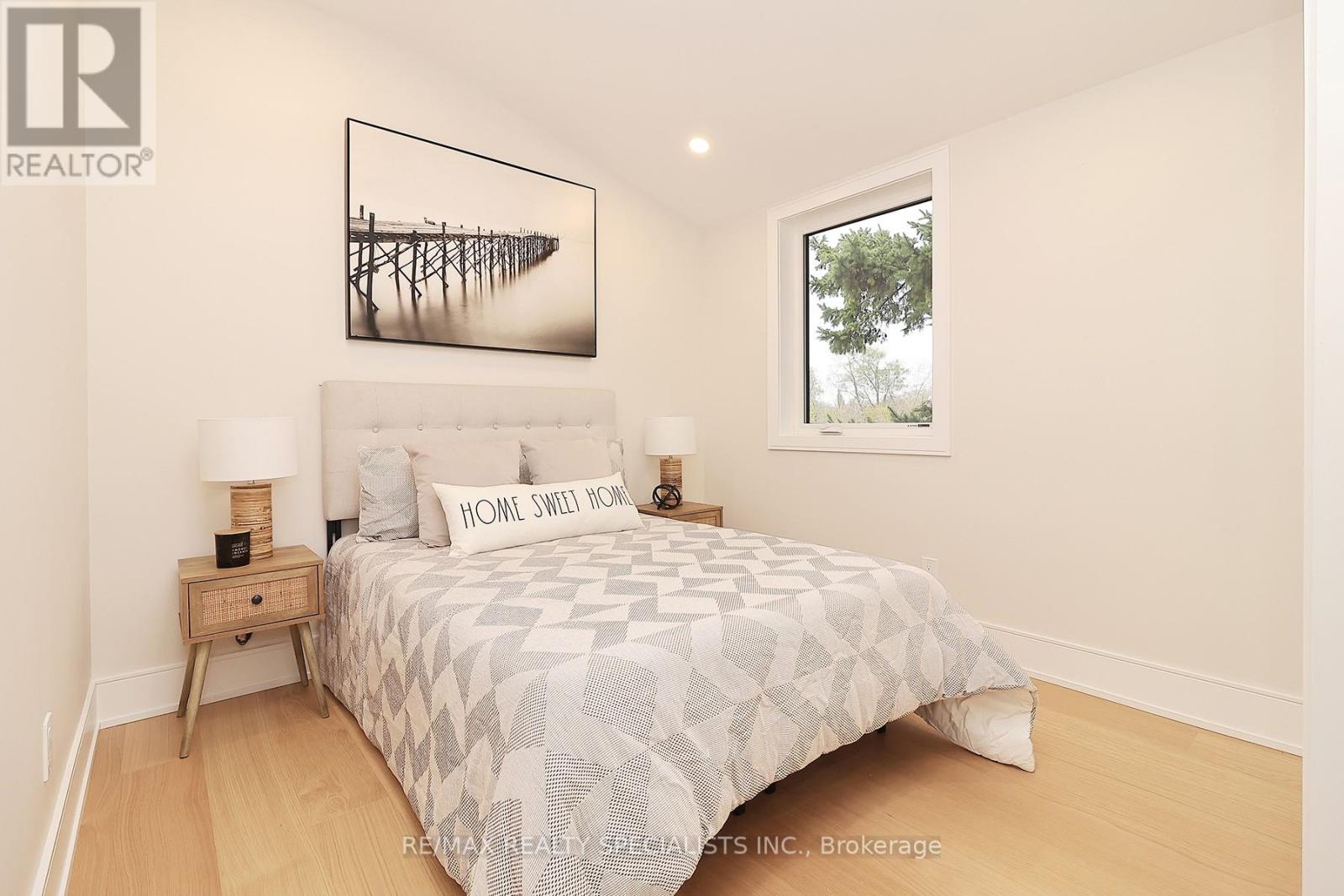 1048 Roosevelt Road, Mississauga, Ontario  L5G 3Y8 - Photo 26 - W13001760