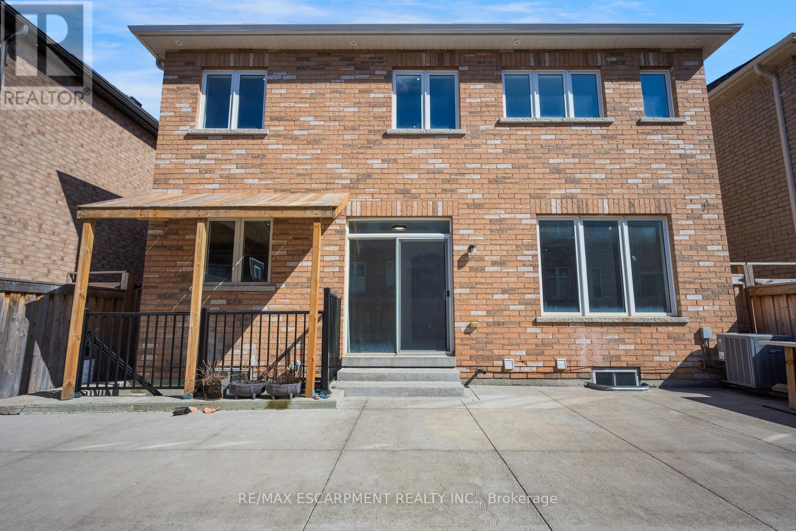 47 Monument Trail, Brampton, Ontario  L7A 4M9 - Photo 43 - W13001784