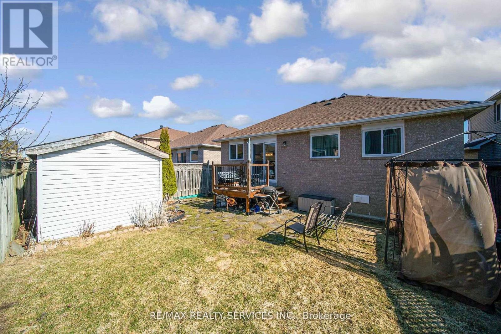 27 Suncrest Drive, Brampton, Ontario  L6X 4L5 - Photo 45 - W13001822