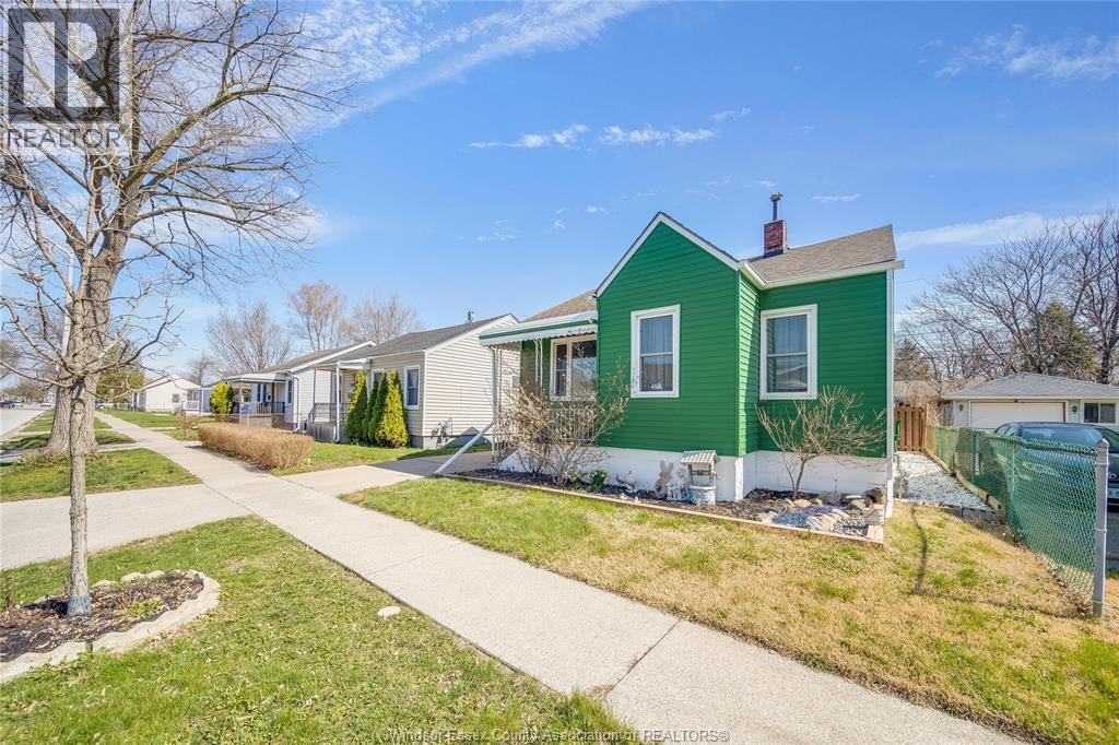 2286 Forest Avenue, Windsor, Ontario  N8W 2G6 - Photo 3 - 26007823
