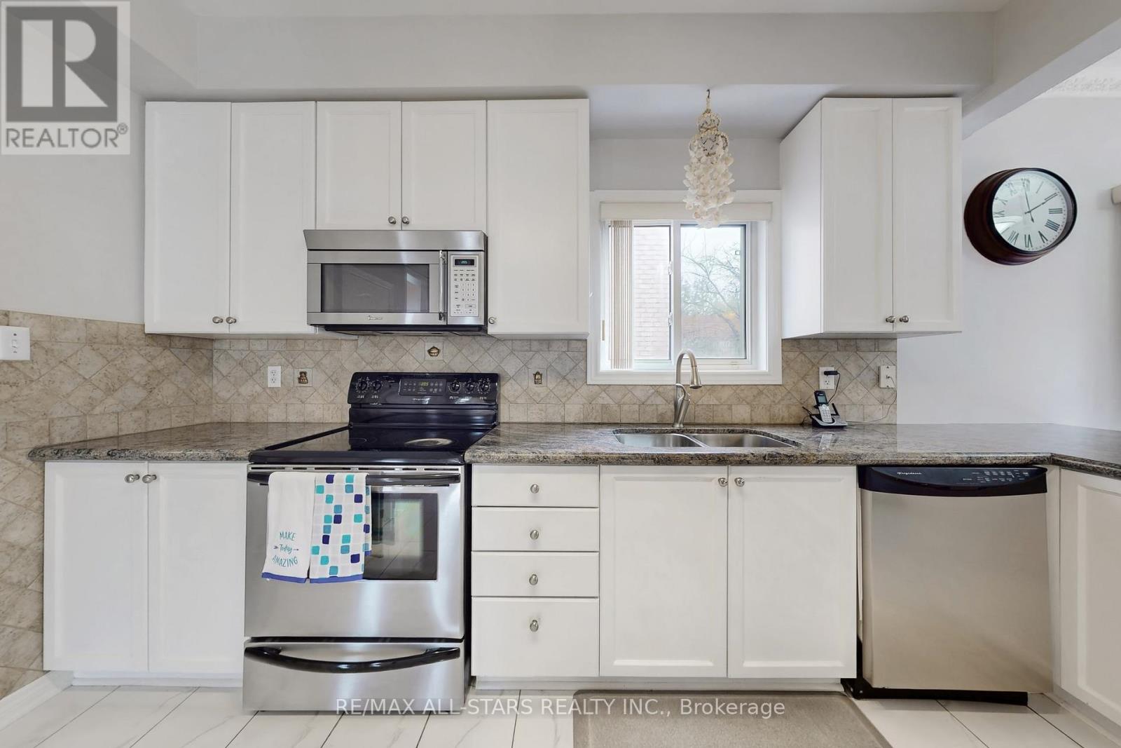 75 Gloria Crescent, Whitby, Ontario L1P 1V3 - Photo 21 - E12996416