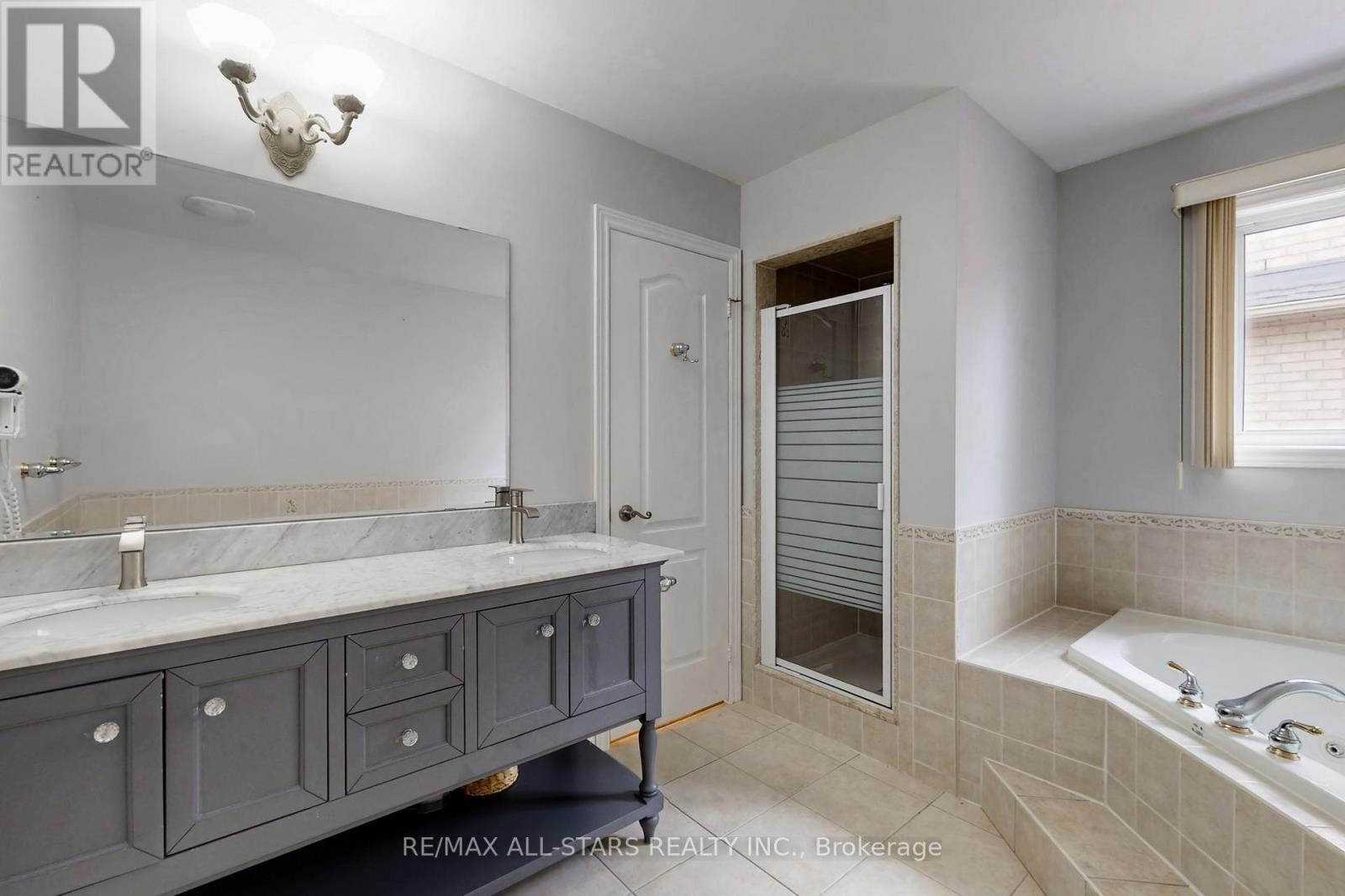 75 Gloria Crescent, Whitby, Ontario L1P 1V3 - Photo 30 - E12996416