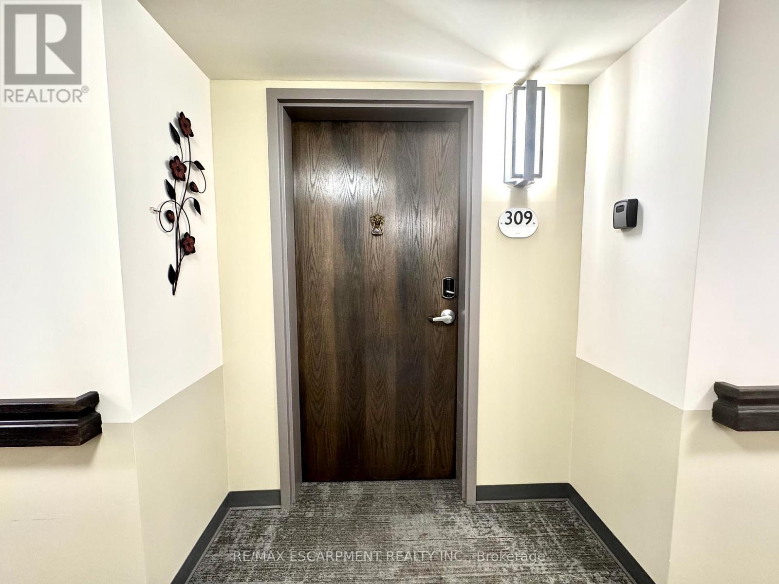 309 - 3290 New Street, Burlington, Ontario  L7N 1M8 - Photo 8 - W12680494