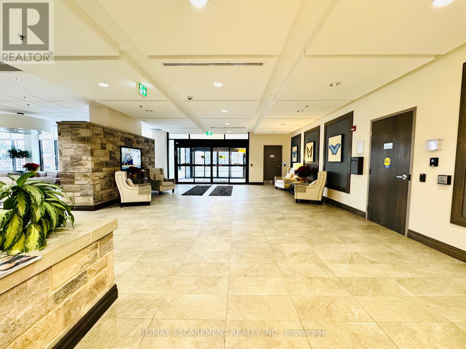 309 - 3290 New Street, Burlington, Ontario  L7N 1M8 - Photo 7 - W12680494