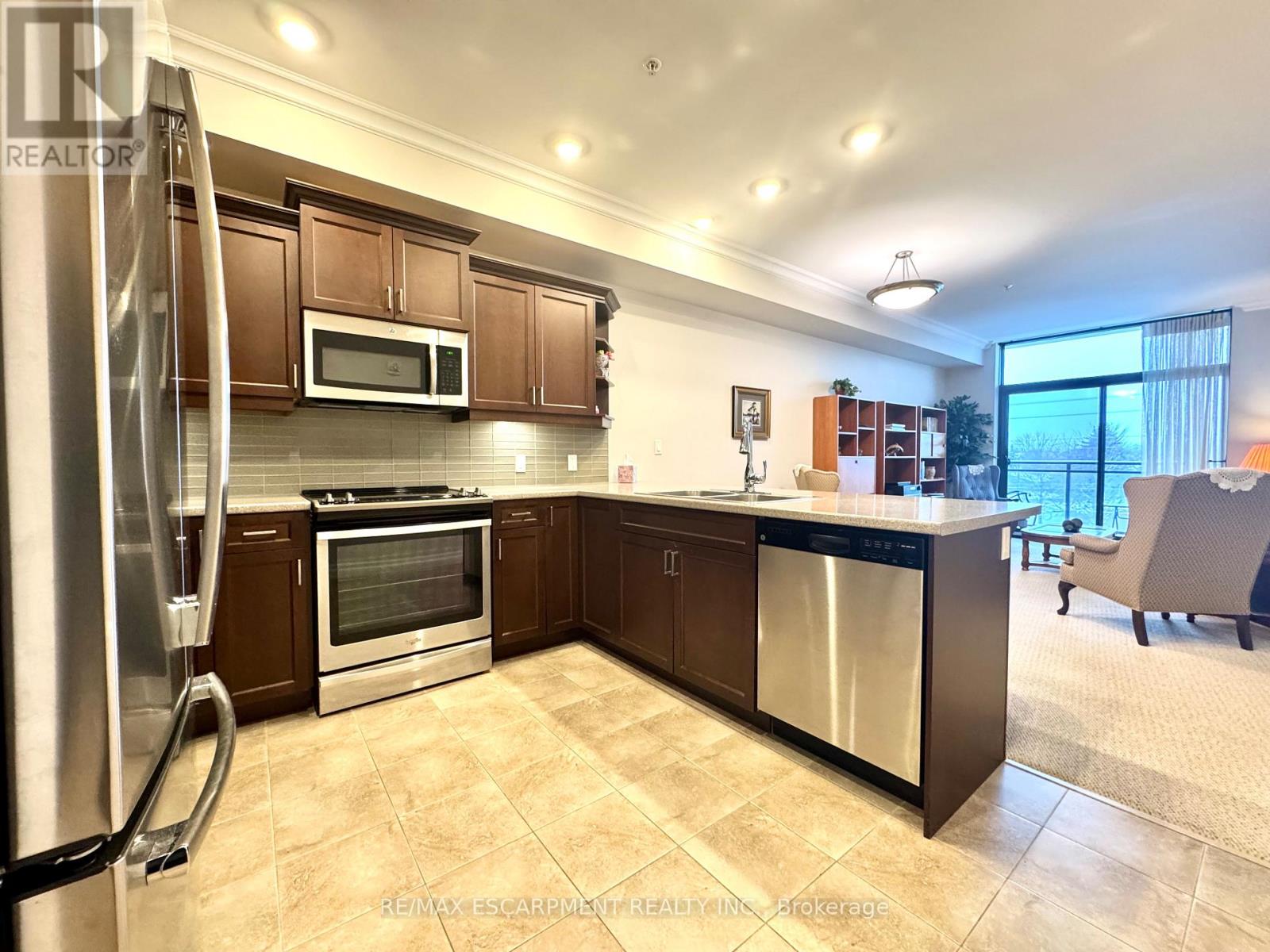 309 - 3290 New Street, Burlington, Ontario  L7N 1M8 - Photo 9 - W12680494