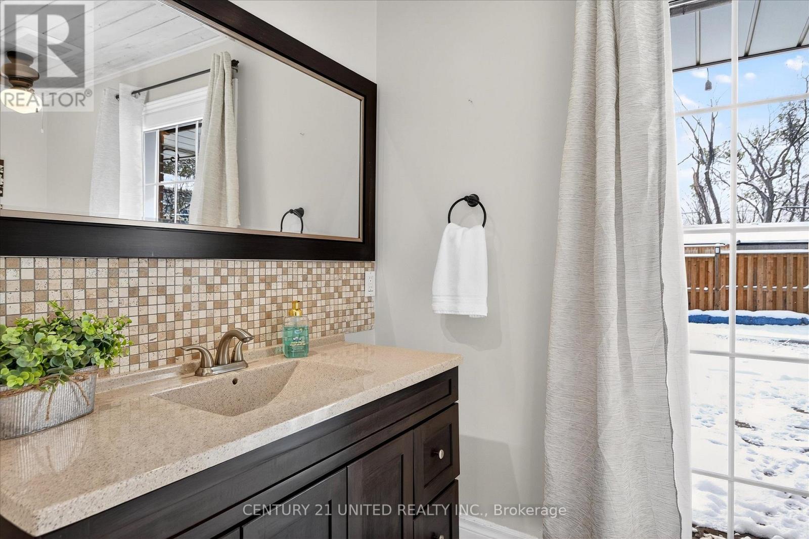 105 Ridgewood Road, Peterborough, Ontario  K9J 1P2 - Photo 20 - X12805128