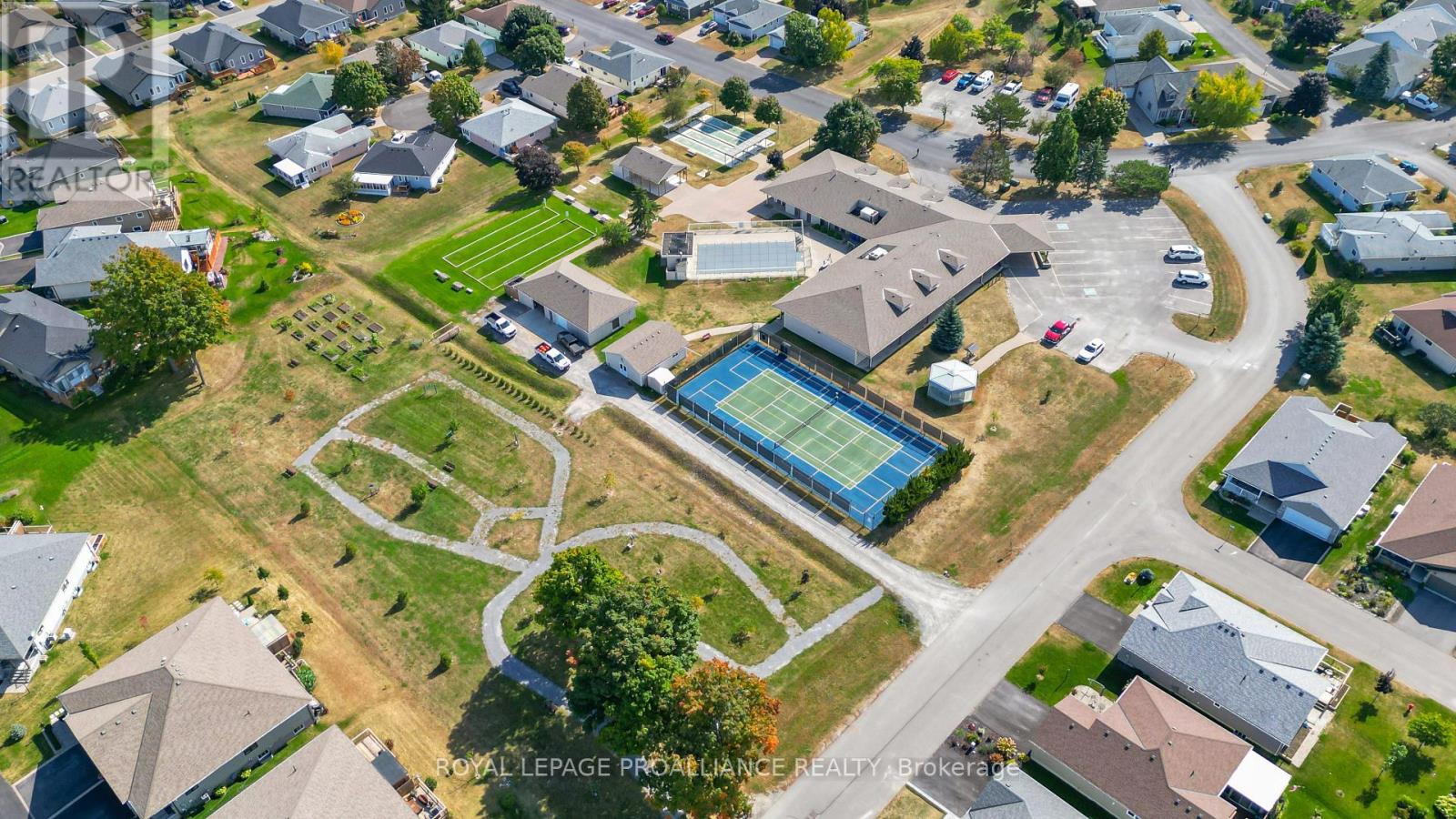 45 Maplehurst Crescent, Prince Edward County, Ontario  K0K 3L0 - Photo 48 - X12928742