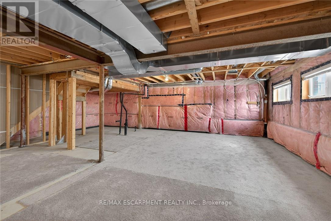 17 Larry Crescent, Haldimand, Ontario N3W 0B2 - Photo 41 - X12801018