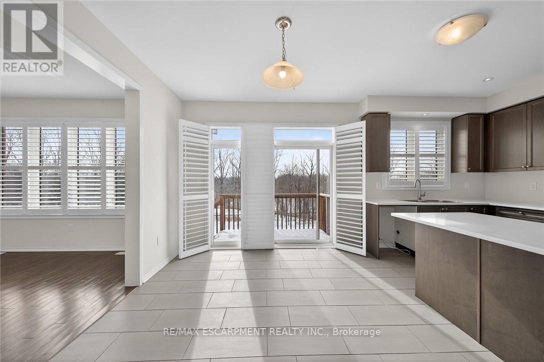 17 Larry Crescent, Haldimand, Ontario N3W 0B2 - Photo 19 - X12801018