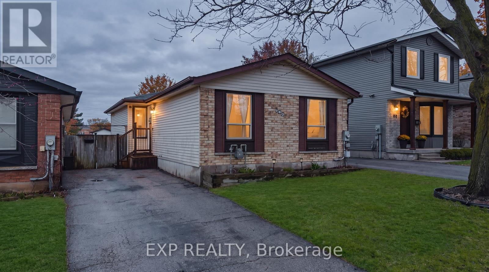 160 Carter Crescent, Cambridge, Ontario N1R 6A9 - Photo 2 - X12995688