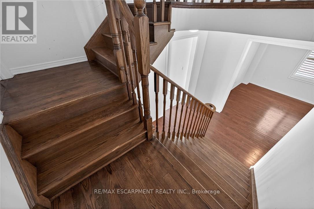 17 Larry Crescent, Haldimand, Ontario N3W 0B2 - Photo 24 - X12801018