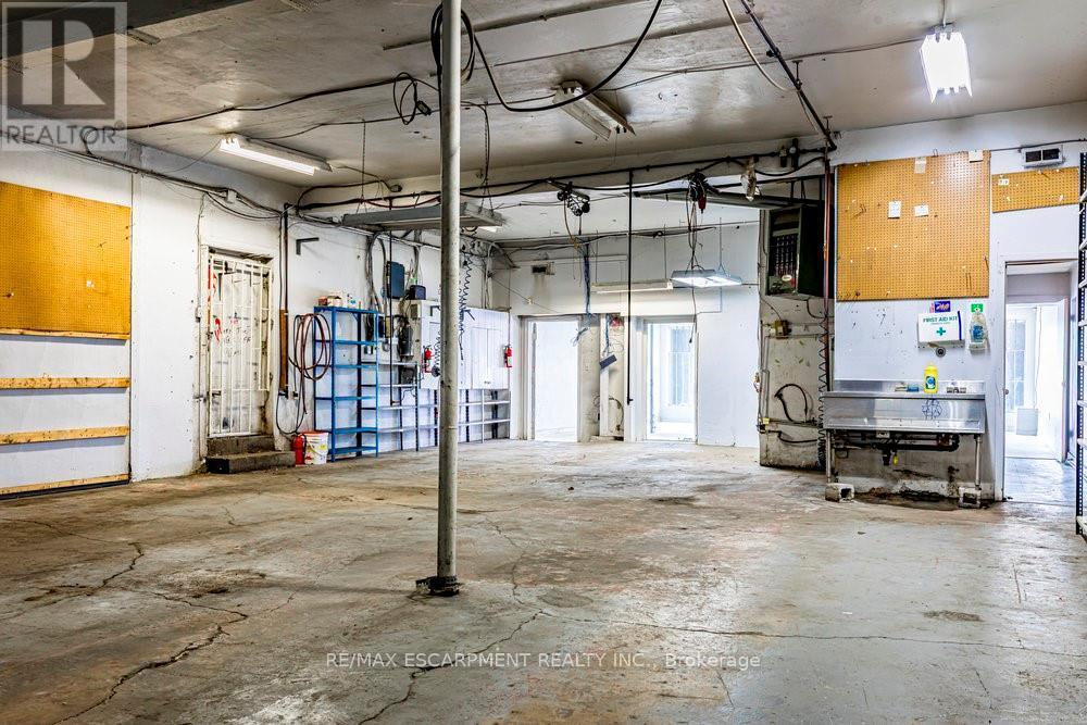 955 Barton Street E, Hamilton, Ontario L8L 3C4 - Photo 8 - X13001482