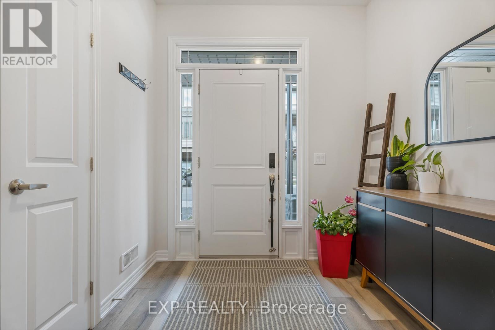 27 Rachel Drive, Hamilton, Ontario  L8E 0K6 - Photo 4 - X13001568