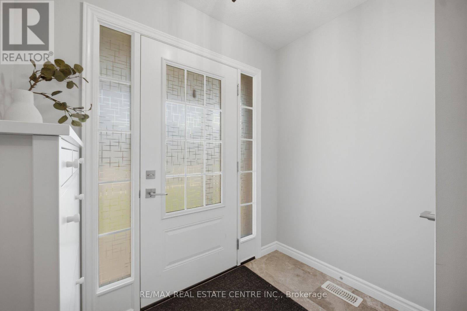 56 Miranda Path, Woolwich, Ontario  N3B 0A1 - Photo 12 - X13001840