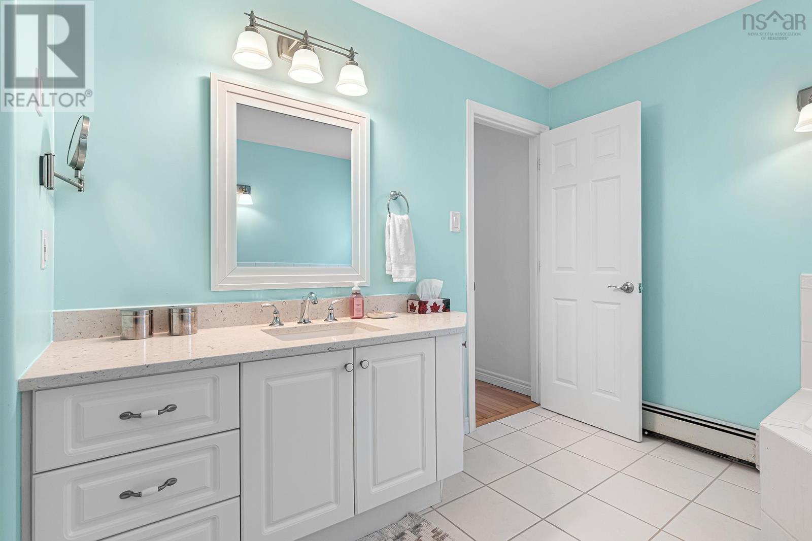 32 Falcon Crest Court, Middle Sackville, Nova Scotia  B4E 3B1 - Photo 29 - 202603516