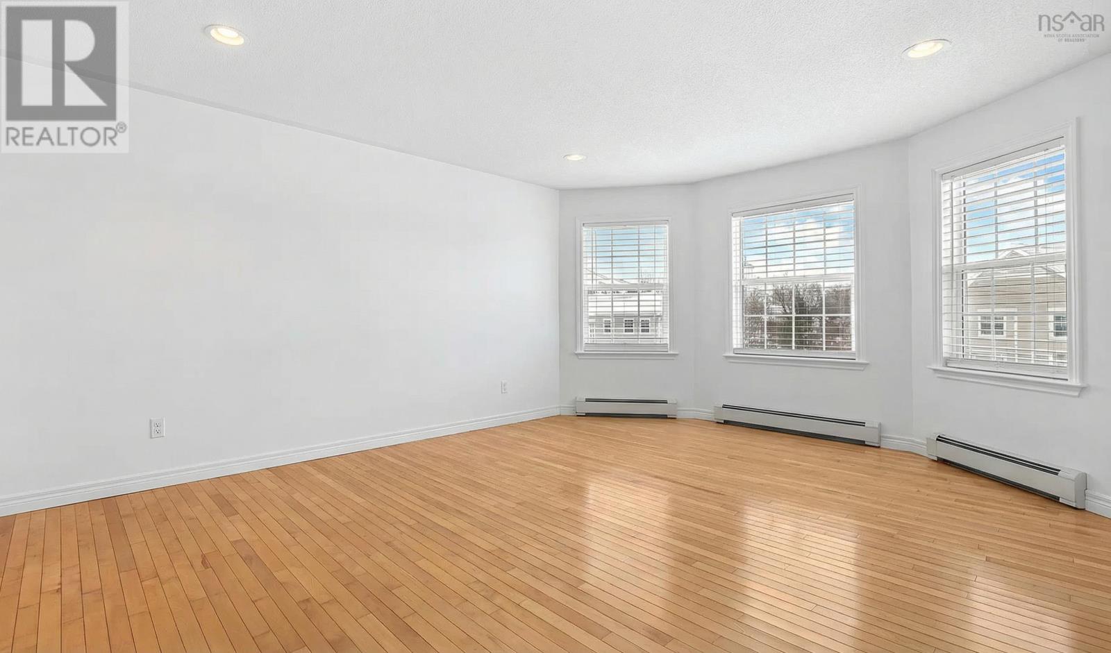 32 Falcon Crest Court, Middle Sackville, Nova Scotia  B4E 3B1 - Photo 8 - 202603516