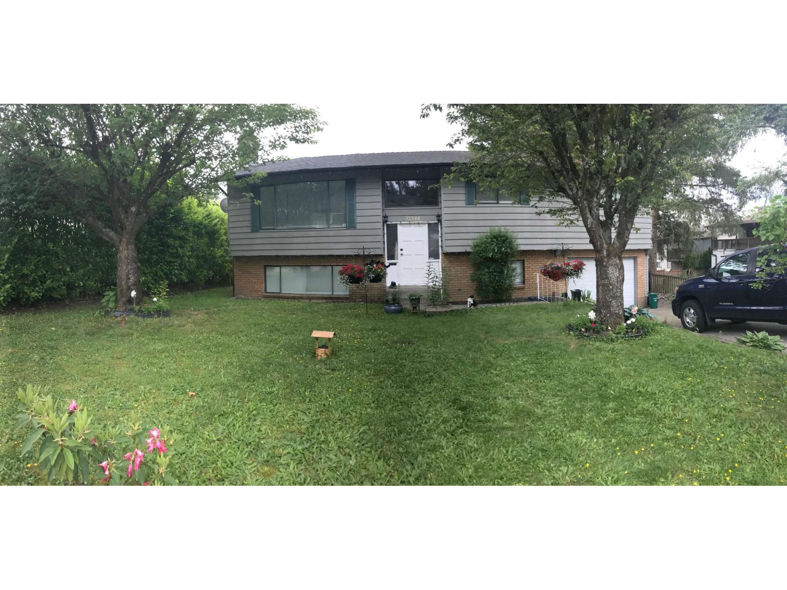 32344 Mallard Place, Mission, British Columbia  V2V 5N8 - Photo 1 - R3095235