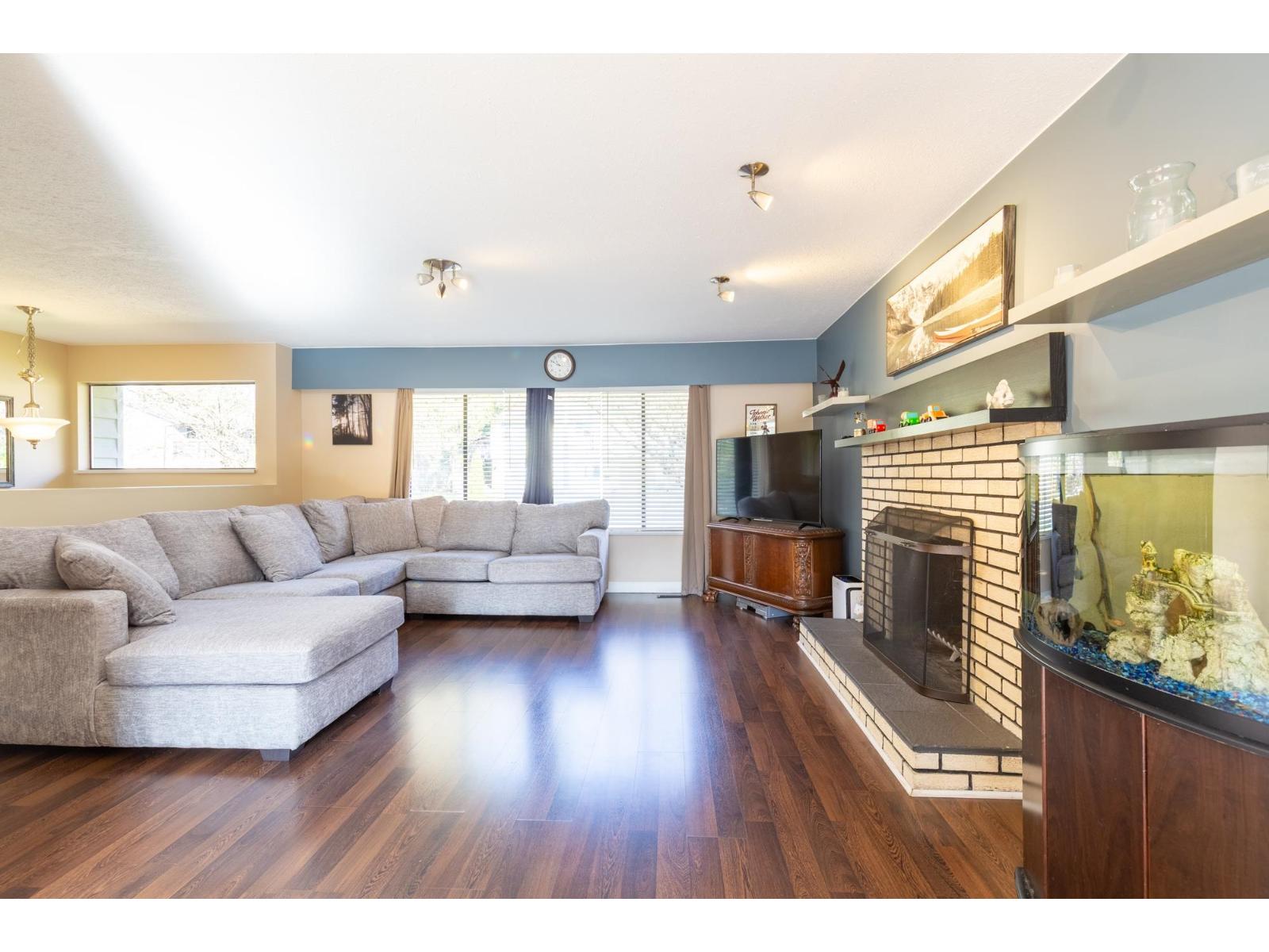 32344 Mallard Place, Mission, British Columbia  V2V 5N8 - Photo 4 - R3095235