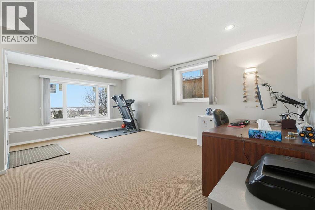 62 Hampstead Gardens Nw, Calgary, Alberta  T3A 5Y5 - Photo 33 - A2270595