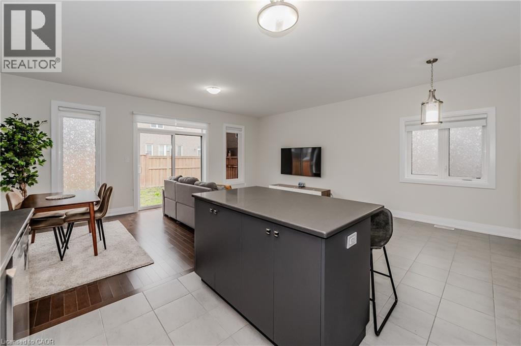 119 Monarch Woods Drive, Kitchener, Ontario  N2P 0K2 - Photo 18 - 40821070