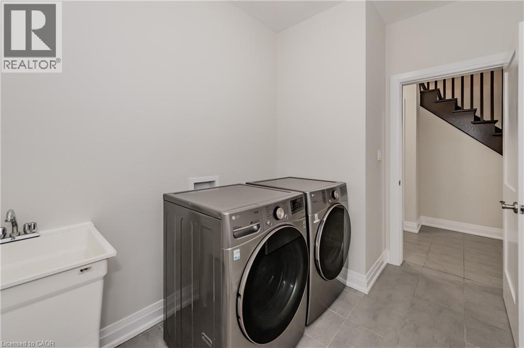 119 Monarch Woods Drive, Kitchener, Ontario  N2P 0K2 - Photo 21 - 40821070