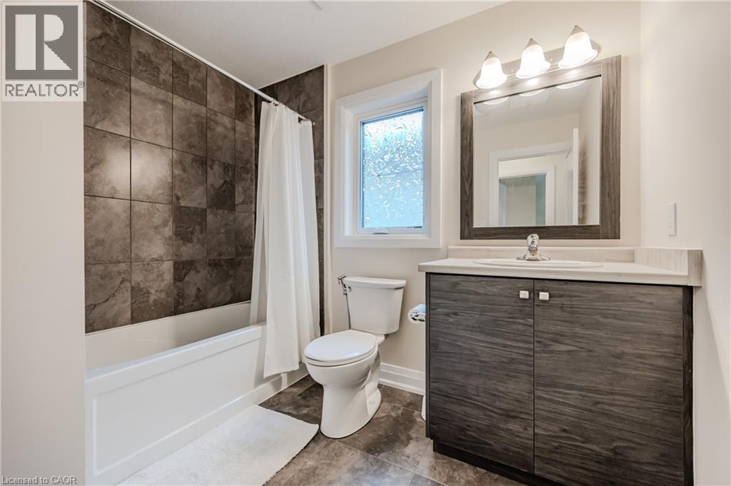119 Monarch Woods Drive, Kitchener, Ontario  N2P 0K2 - Photo 33 - 40821070