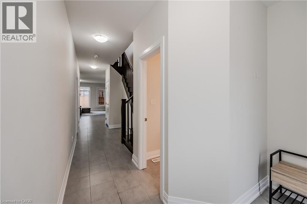 119 Monarch Woods Drive, Kitchener, Ontario  N2P 0K2 - Photo 7 - 40821070