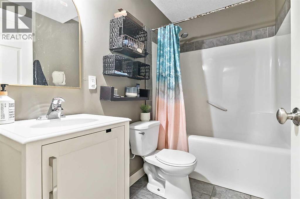 14 Sunrise Crescent Ne, High River, Alberta  T1V 1B9 - Photo 23 - A2293456