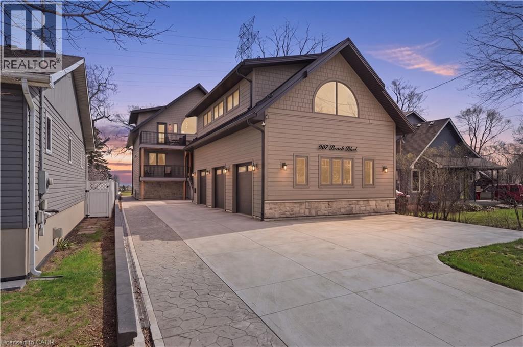 207 Beach Boulevard, Hamilton, Ontario  L8H 6V8 - Photo 2 - 40820962