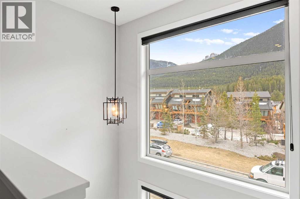 603, 102 Stewart Creek Rise, Canmore, Alberta  T1W 0K6 - Photo 9 - A2301466