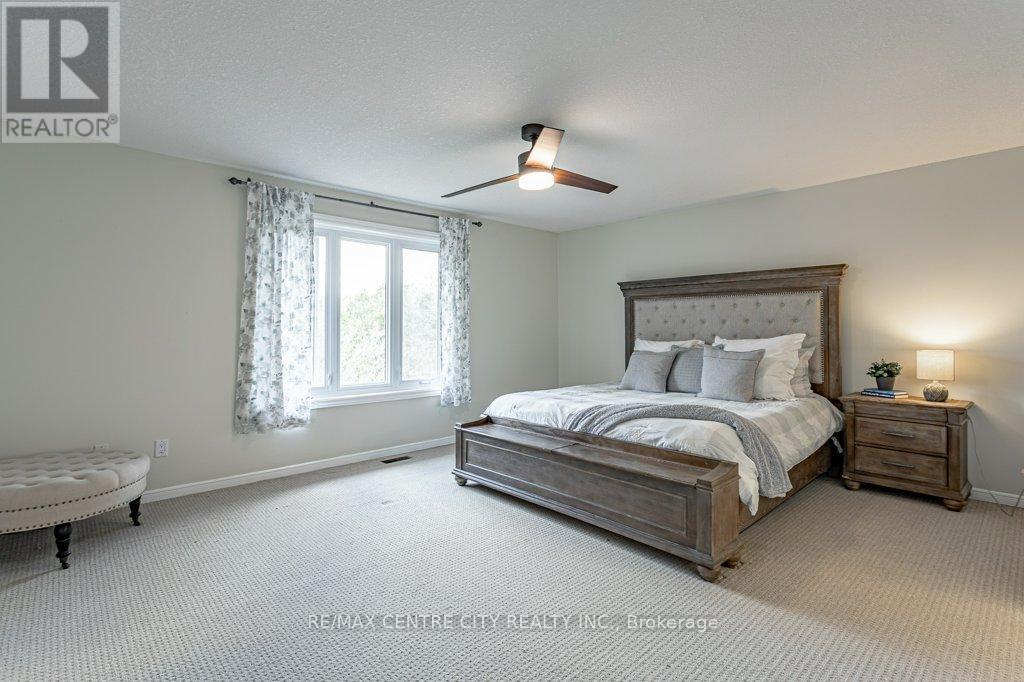 194 Commissioners Road E, London South, Ontario  N6C 2T1 - Photo 18 - X13001954