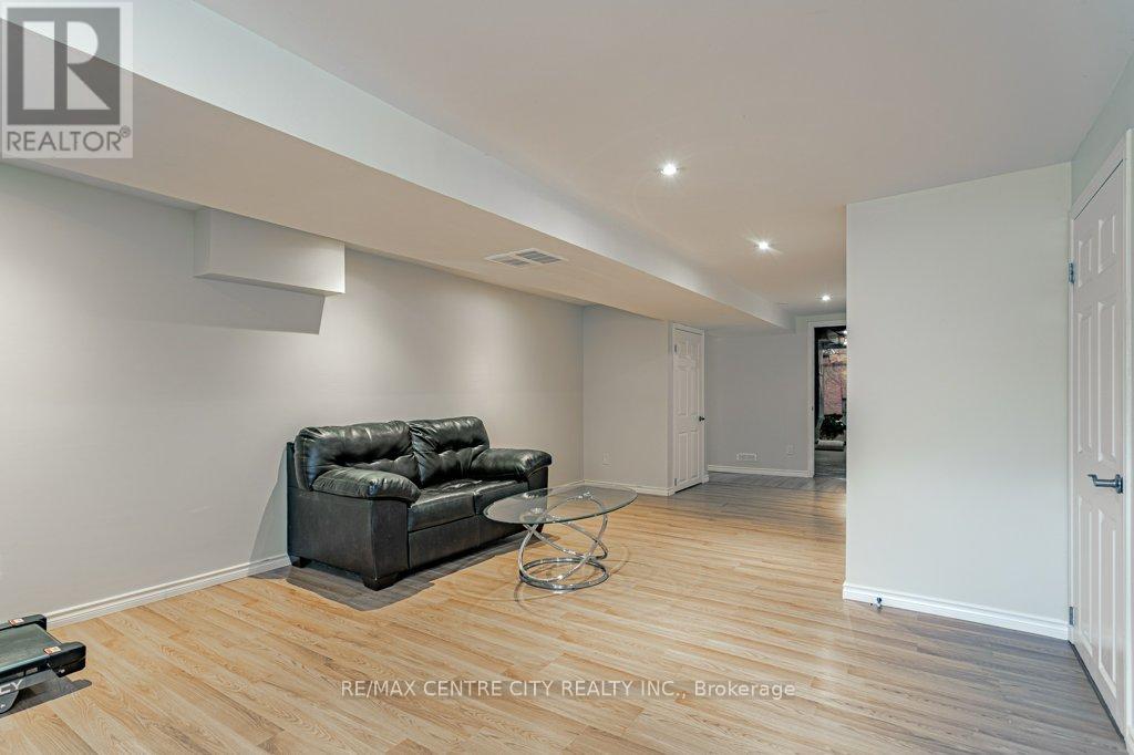 194 Commissioners Road E, London South, Ontario  N6C 2T1 - Photo 34 - X13001954