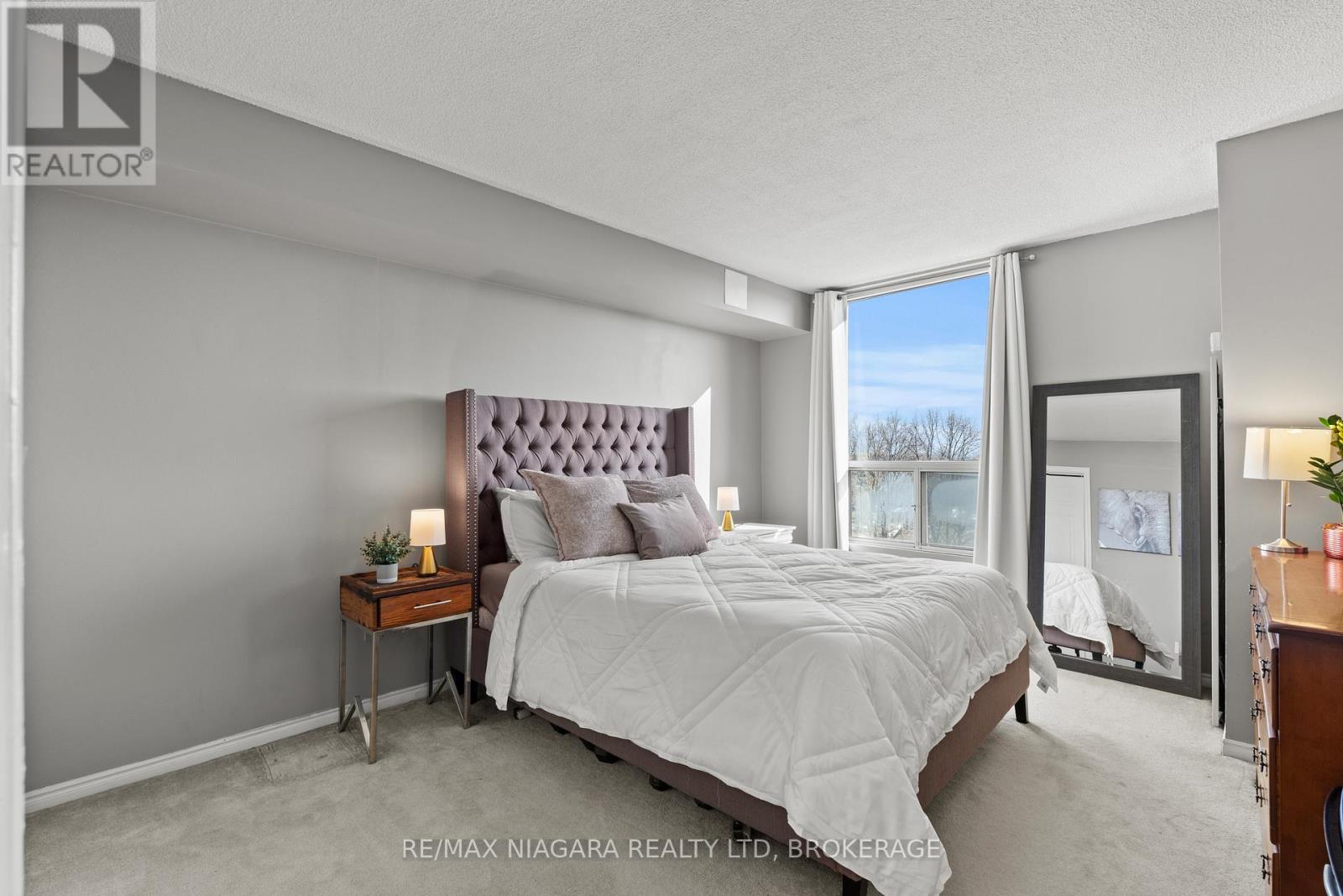 601 - 81 Scott Street, St. Catharines, Ontario  L2N 7L5 - Photo 22 - X12851286