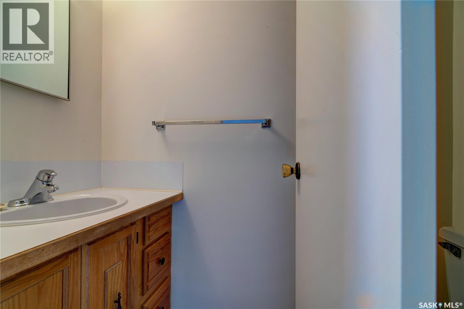 25 Spruceview Road, Regina, Saskatchewan  S4R 0E1 - Photo 15 - SK032929