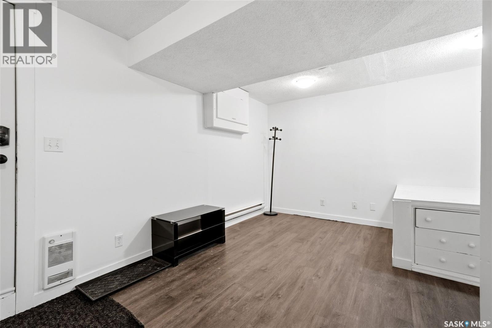 2209 Toronto Street, Regina, Saskatchewan  S4P 1N5 - Photo 32 - SK032911