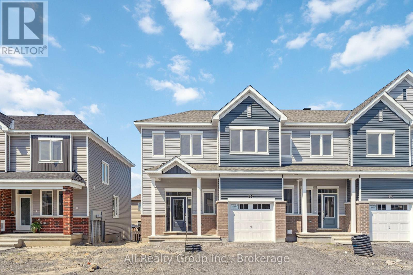 309 FALSETTO STREET, Ottawa, Ontario