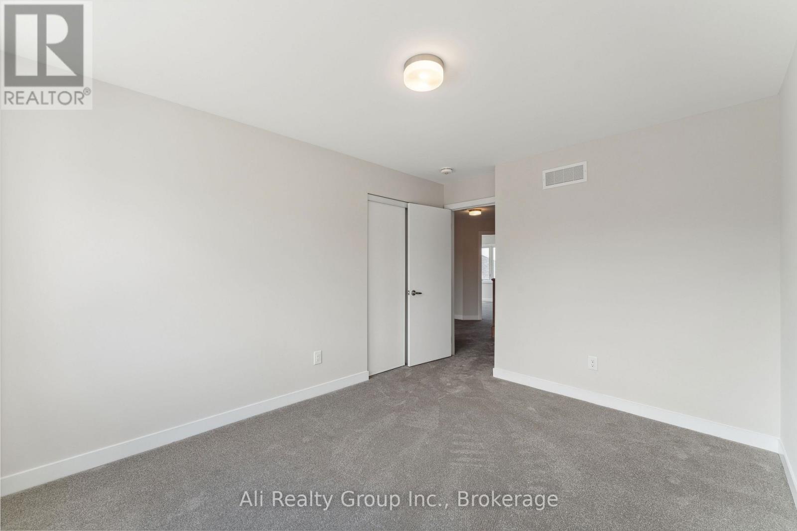 309 Falsetto Street, Ottawa, Ontario  K1W 0S5 - Photo 31 - X13001902