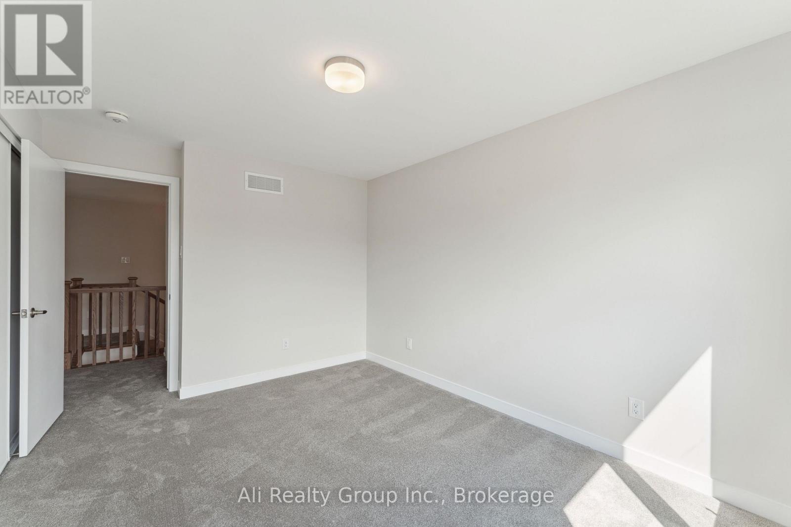 309 Falsetto Street, Ottawa, Ontario  K1W 0S5 - Photo 32 - X13001902