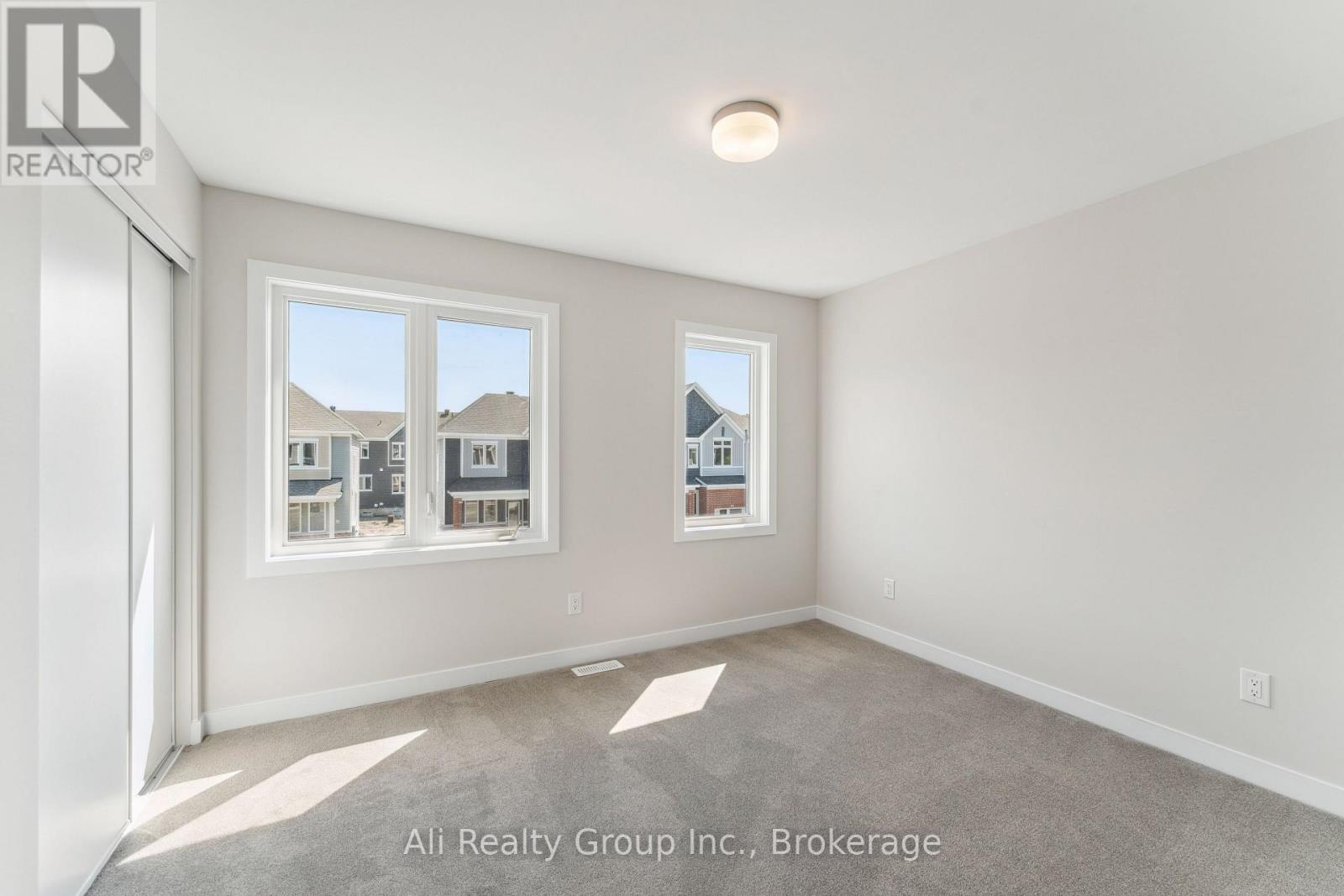 309 Falsetto Street, Ottawa, Ontario  K1W 0S5 - Photo 33 - X13001902