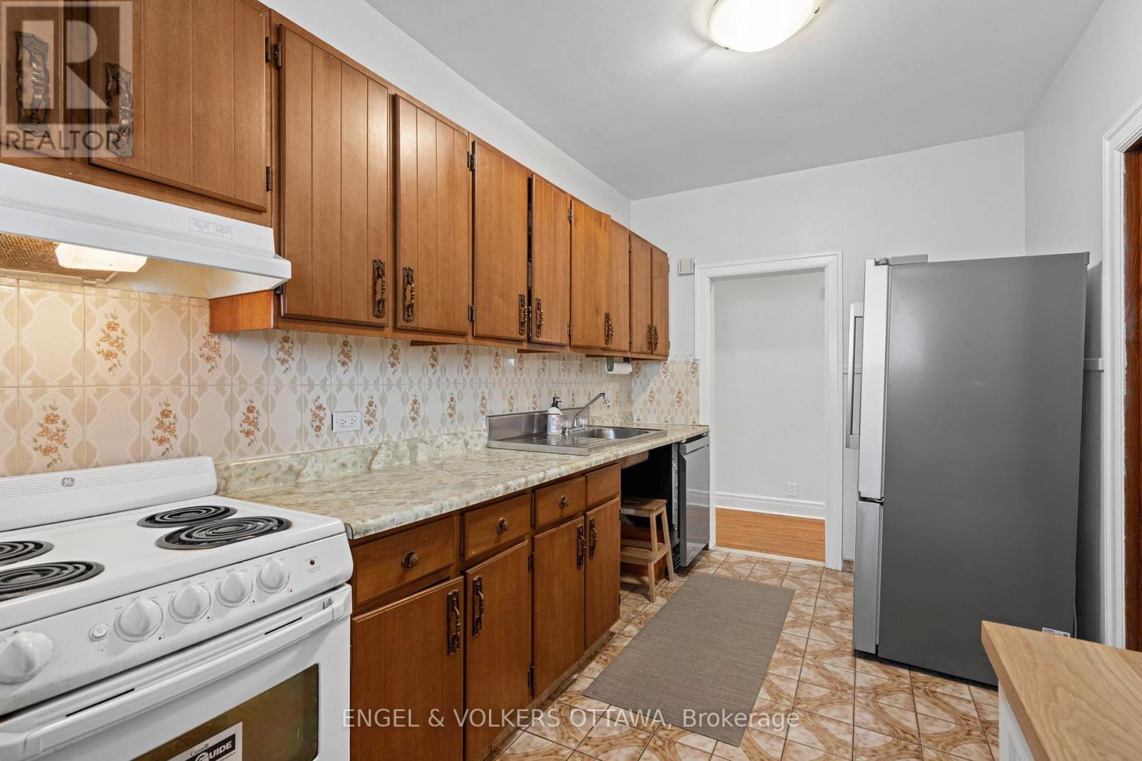 18 Clarendon Avenue, Ottawa, Ontario  K1Y 0P2 - Photo 12 - X13001918