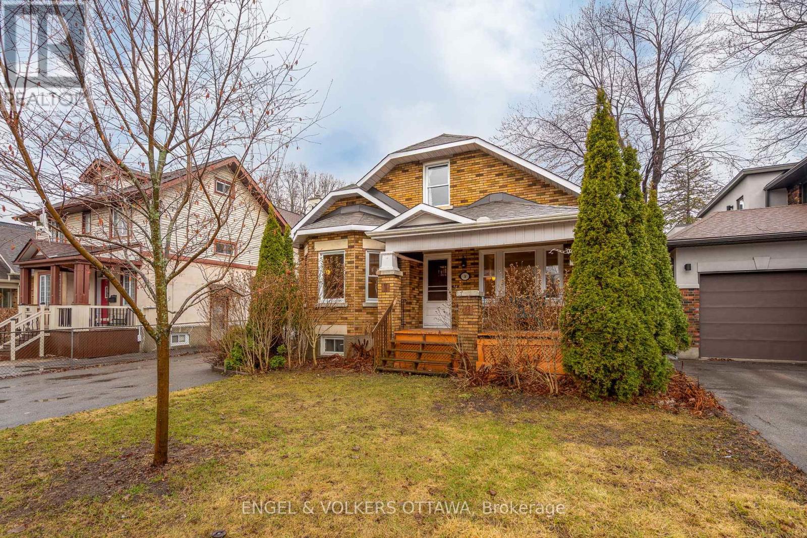 18 Clarendon Avenue, Ottawa, Ontario  K1Y 0P2 - Photo 2 - X13001918