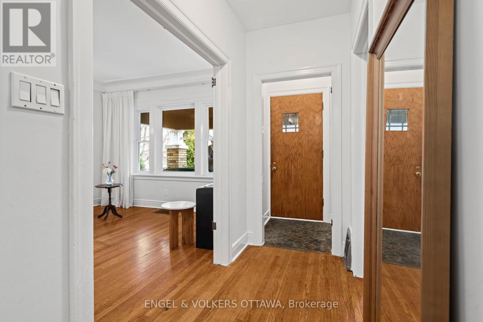 18 Clarendon Avenue, Ottawa, Ontario  K1Y 0P2 - Photo 4 - X13001918