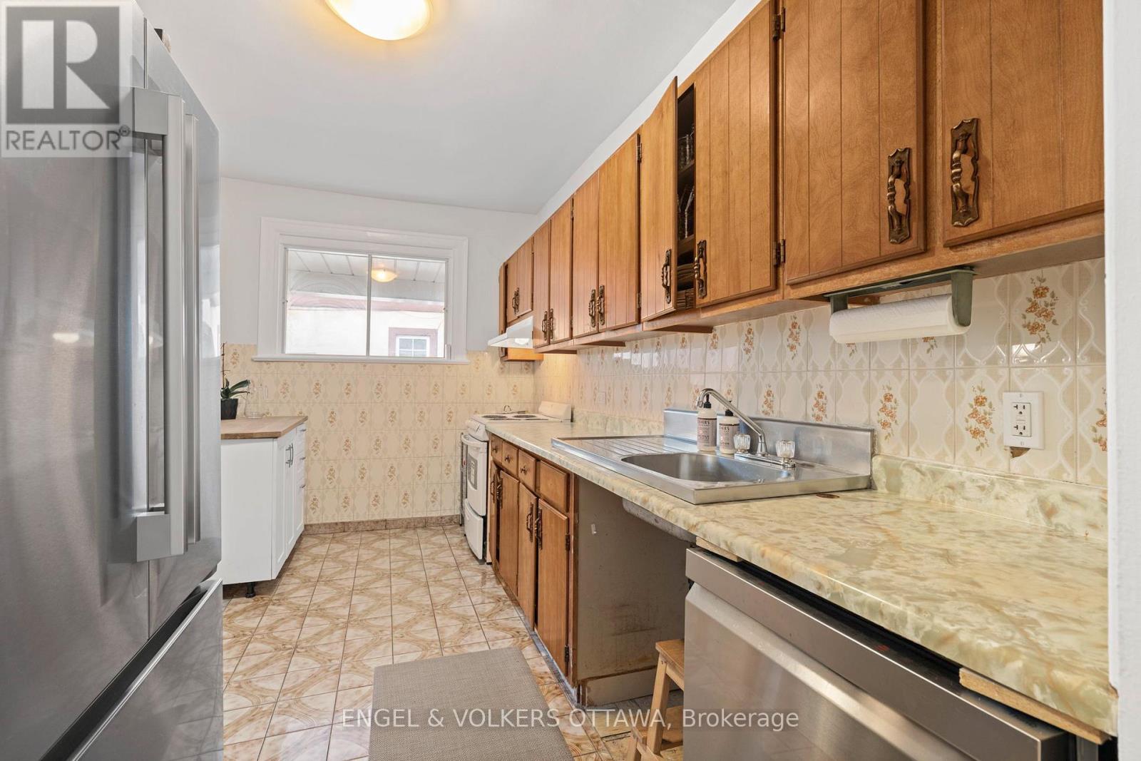 18 Clarendon Avenue, Ottawa, Ontario  K1Y 0P2 - Photo 9 - X13001918