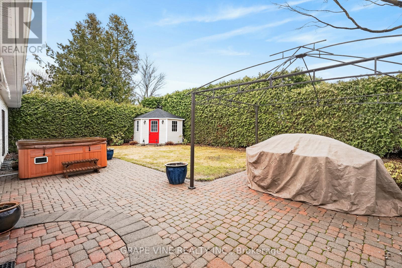 28 Delamere Drive, Ottawa, Ontario  K2S 1G7 - Photo 2 - X13002040