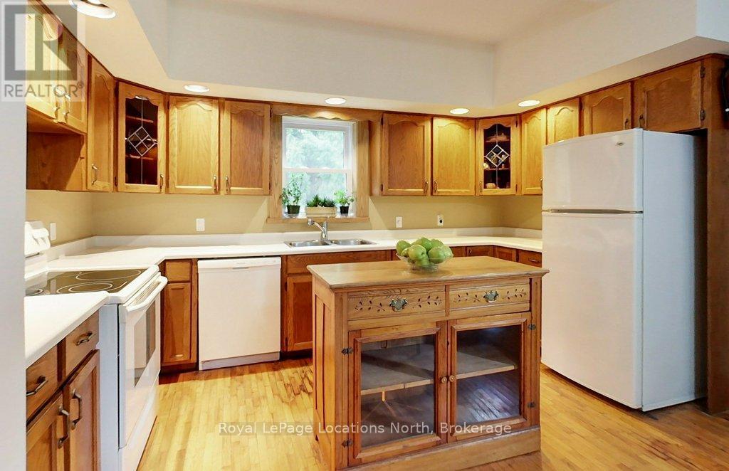 145693 Grey Rd 12 Road, Meaford, Ontario  N4L 1W5 - Photo 6 - X12688656