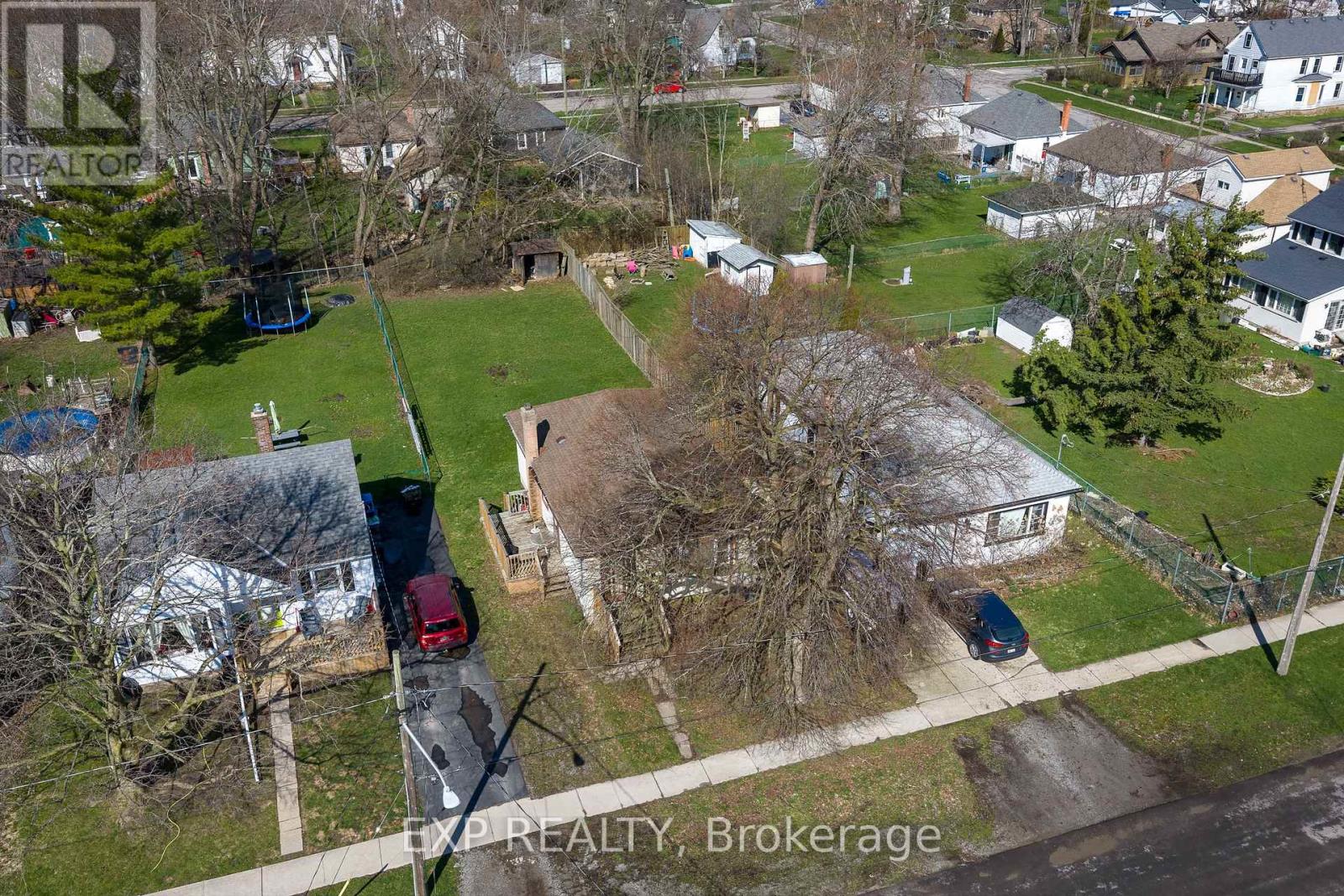 152 High Street, Fort Erie, Ontario  L2A 3R1 - Photo 4 - X13001898